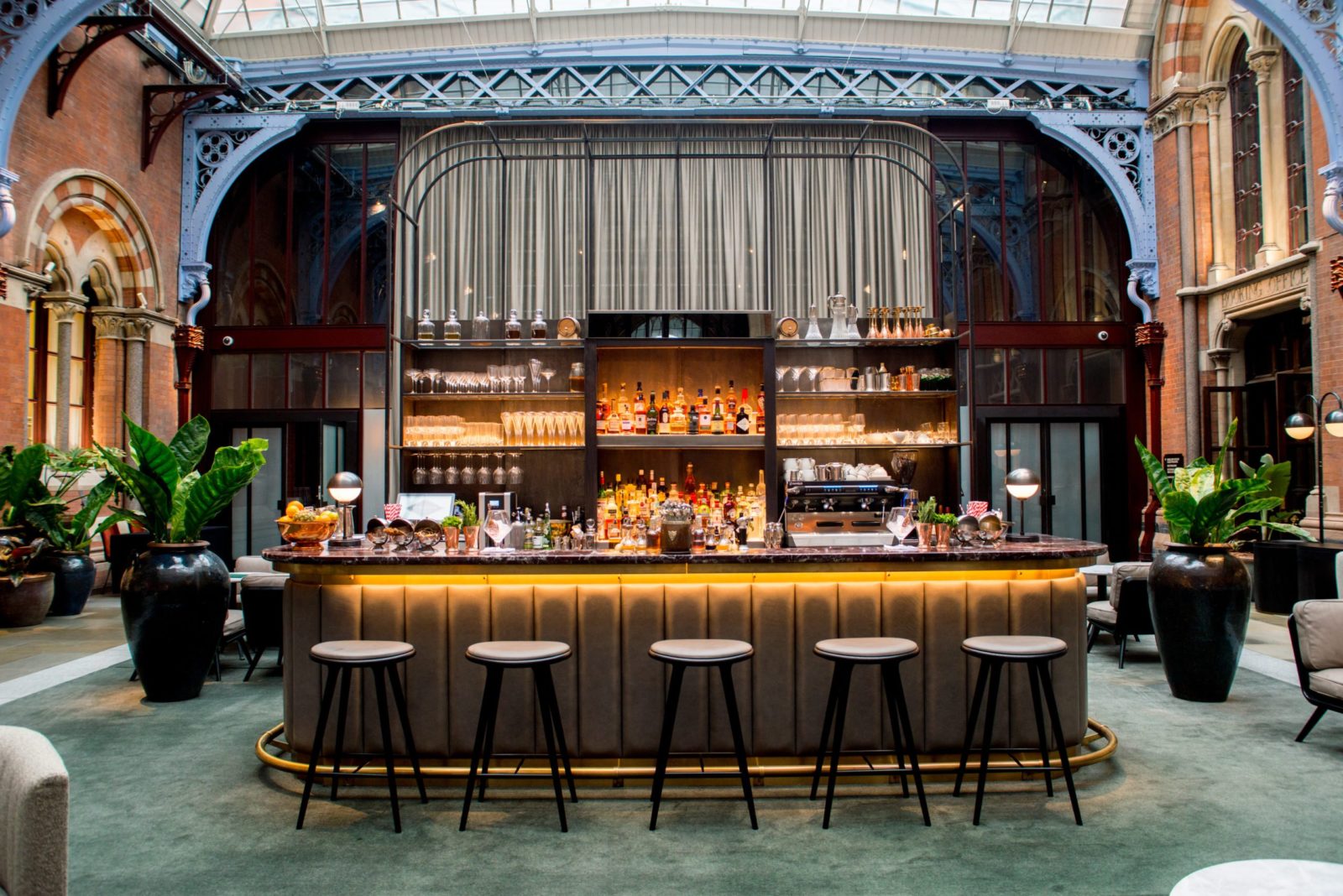 The Hansom Lobby Bar, St Pancras Renaissance Hotel - Tricon Foodservice